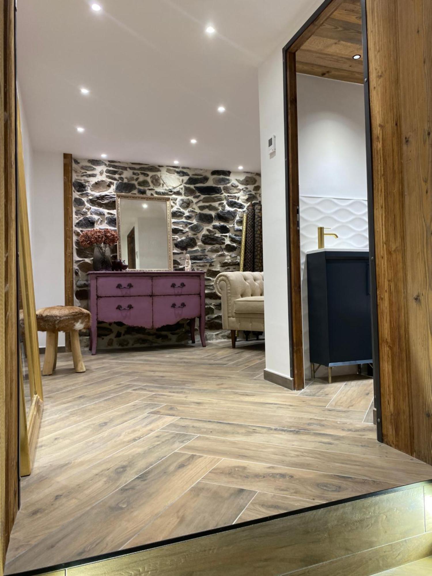L Atelier * Bozel